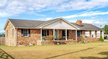 8213 ROBINSON RD, DAYTON, Virginia 22821, 3 Bedrooms Bedrooms, ,2 BathroomsBathrooms,Residential,8213 ROBINSON RD,669550 MLS # 669550