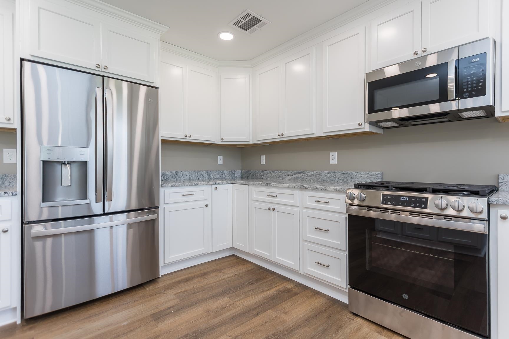 248 SHENVALEE DR, NEW MARKET, Virginia 22844, 4 Bedrooms Bedrooms, ,2 BathroomsBathrooms,Residential,248 SHENVALEE DR,669551 MLS # 669551