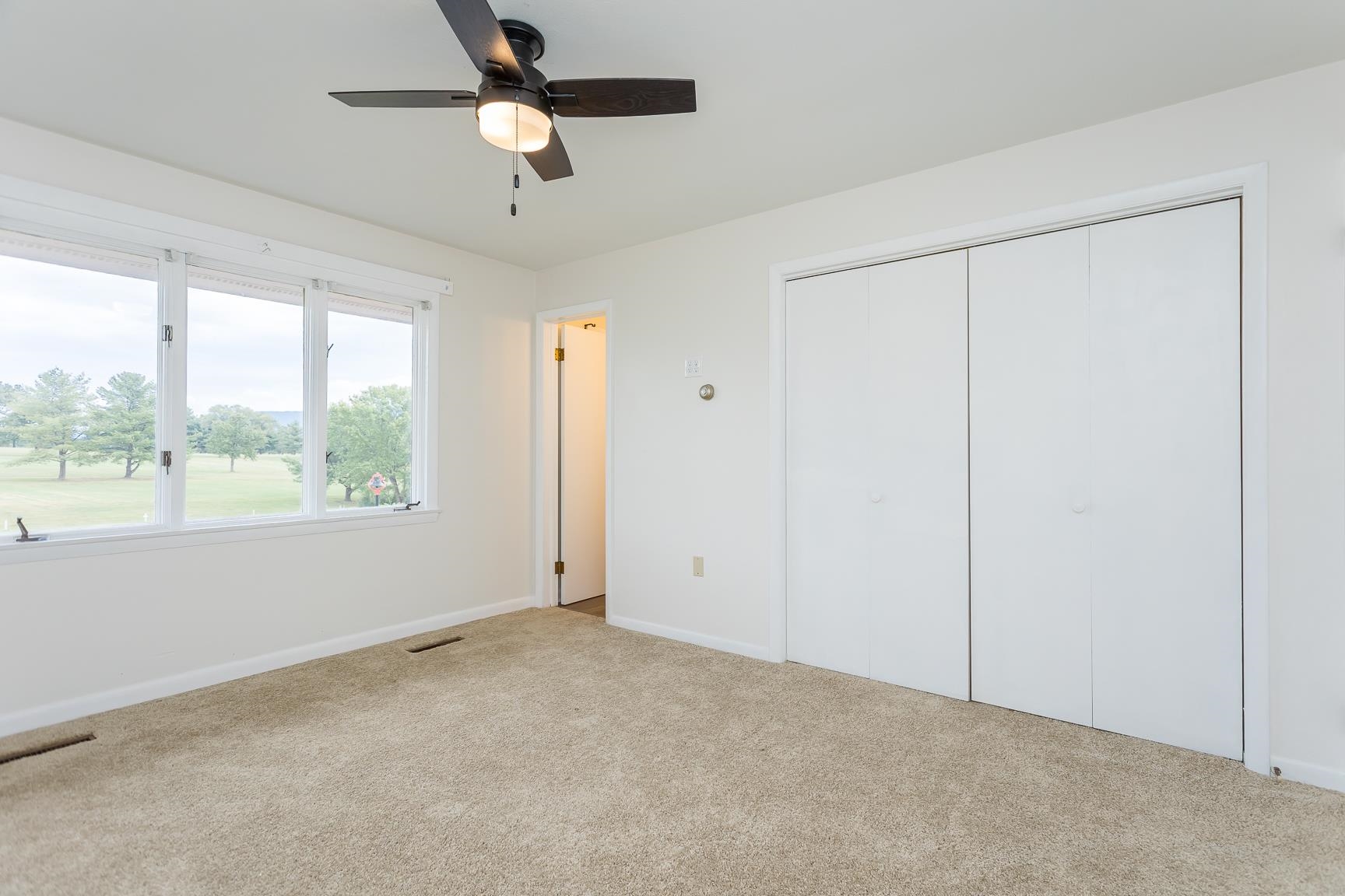 248 SHENVALEE DR, NEW MARKET, Virginia 22844, 4 Bedrooms Bedrooms, ,2 BathroomsBathrooms,Residential,248 SHENVALEE DR,669551 MLS # 669551