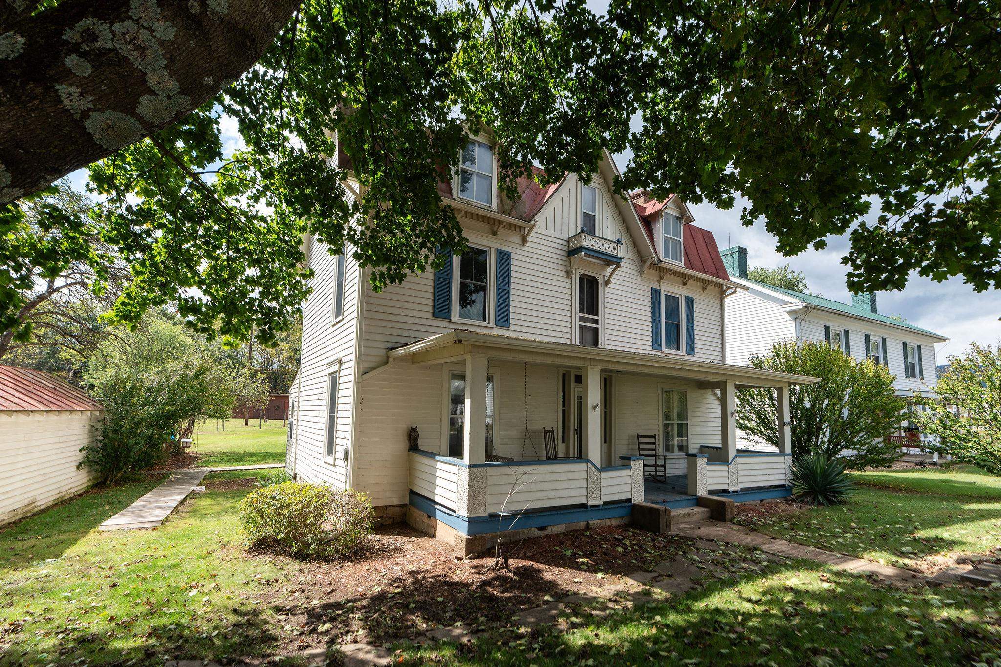 8892 HIGHLAND TPKE, MCDOWELL, Virginia 24458, 4 Bedrooms Bedrooms, ,2 BathroomsBathrooms,Residential,8892 HIGHLAND TPKE,669552 MLS # 669552