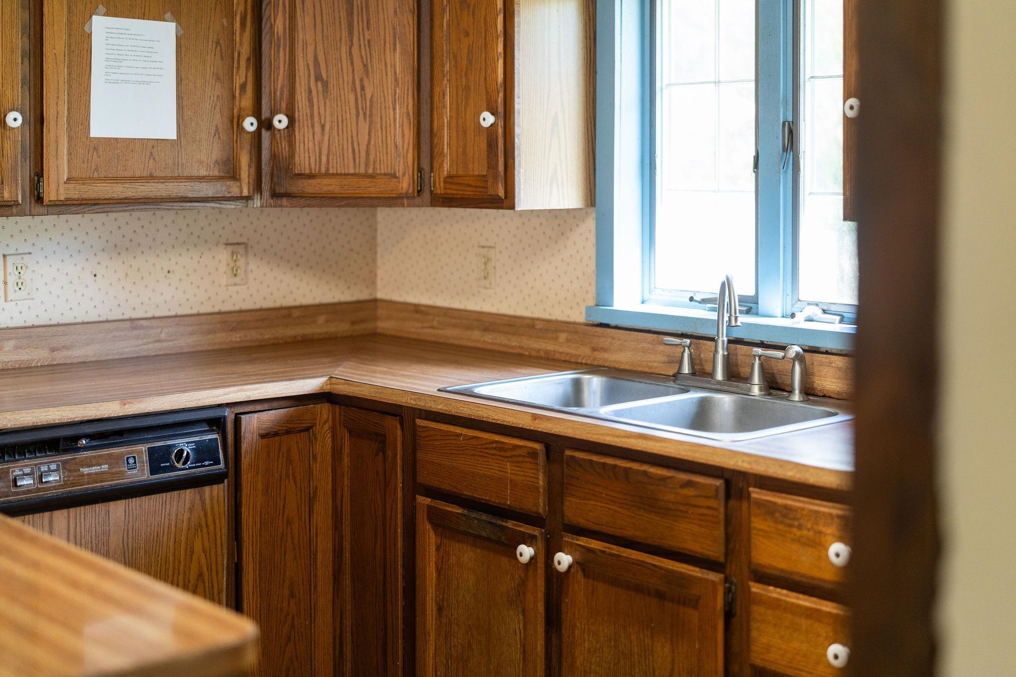 8892 HIGHLAND TPKE, MCDOWELL, Virginia 24458, 4 Bedrooms Bedrooms, ,2 BathroomsBathrooms,Residential,8892 HIGHLAND TPKE,669552 MLS # 669552