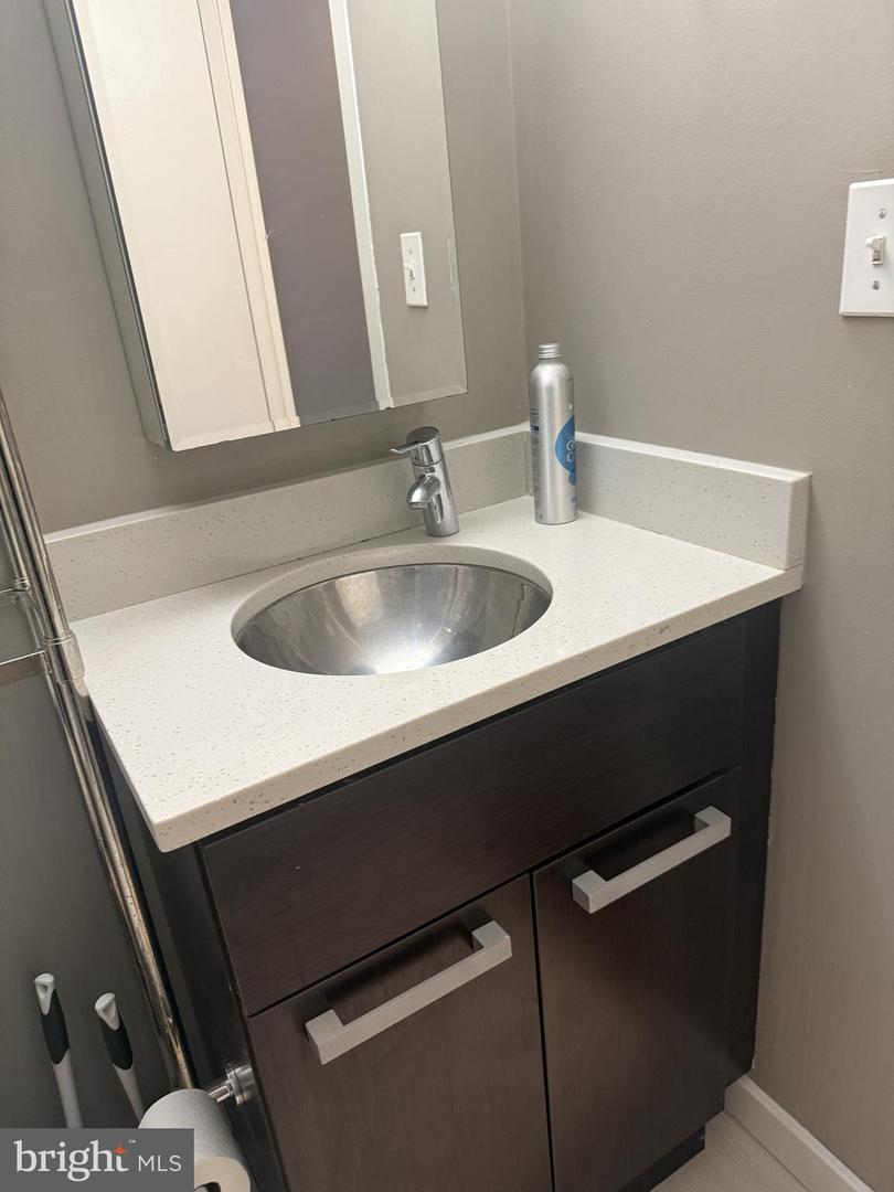 1101 3RD ST SW #306, WASHINGTON, District Of Columbia 20024, 1 Bedroom Bedrooms, ,1 BathroomBathrooms,Residential,For sale,1101 3RD ST SW #306,DCDC2216944 MLS # DCDC2216944