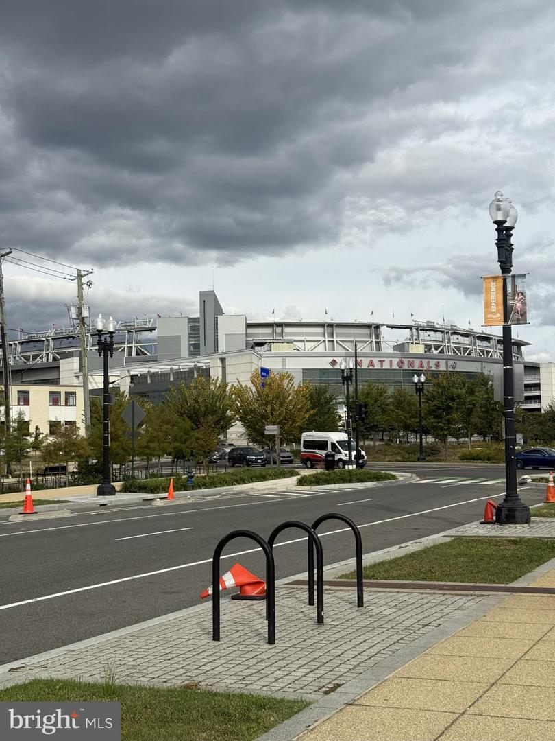 1101 3RD ST SW #306, WASHINGTON, District Of Columbia 20024, 1 Bedroom Bedrooms, ,1 BathroomBathrooms,Residential,For sale,1101 3RD ST SW #306,DCDC2216944 MLS # DCDC2216944