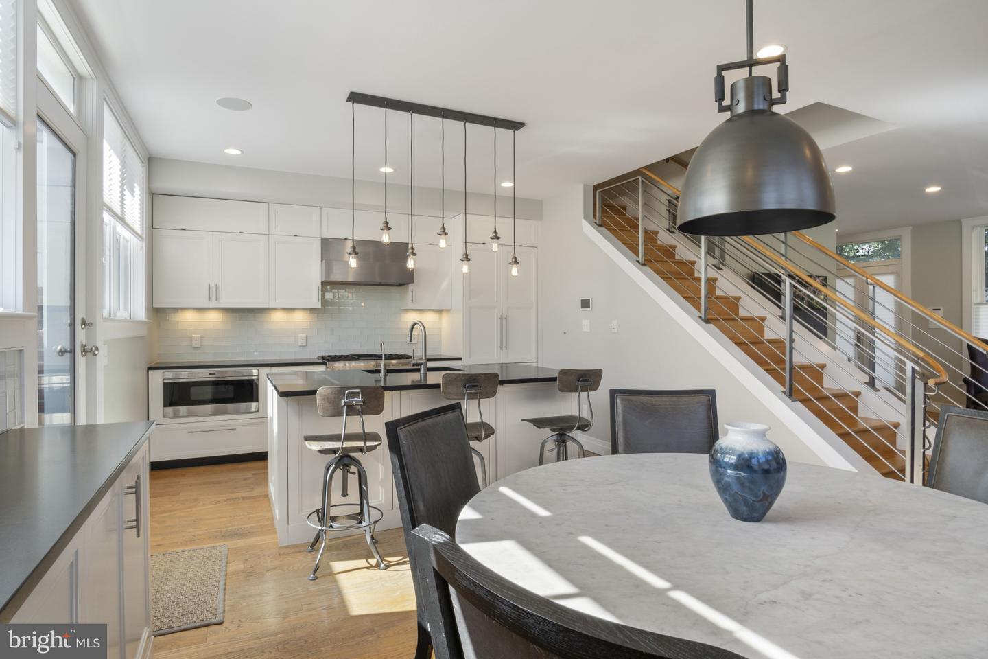 325 N N. COLUMBUS ST, ALEXANDRIA, Virginia 22314, 4 Bedrooms Bedrooms, 9 Rooms Rooms,3 BathroomsBathrooms,Residential,For sale,325 N N. COLUMBUS ST,VAAX2049188 MLS # VAAX2049188
