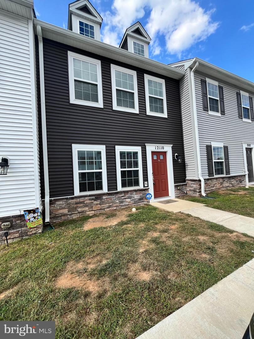 12110 BOWLING FARM CT, FREDERICKSBURG, Virginia 22407, 3 Bedrooms Bedrooms, ,2 BathroomsBathrooms,Residential,For sale,12110 BOWLING FARM CT,VASP2036020 MLS # VASP2036020