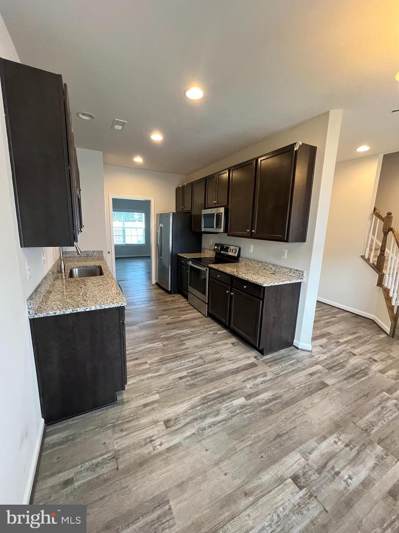 12110 BOWLING FARM CT, FREDERICKSBURG, Virginia 22407, 3 Bedrooms Bedrooms, ,2 BathroomsBathrooms,Residential,For sale,12110 BOWLING FARM CT,VASP2036020 MLS # VASP2036020