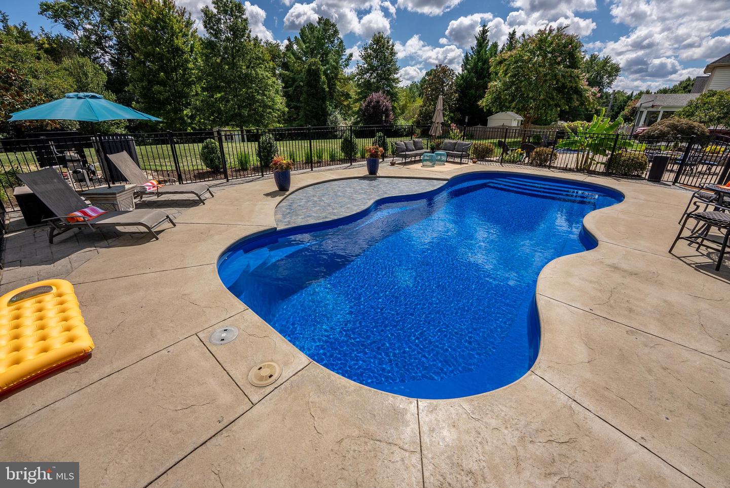 20588 WILD MEADOW CT, ASHBURN, Virginia 20147, 4 Bedrooms Bedrooms, ,4 BathroomsBathrooms,Residential,For sale,20588 WILD MEADOW CT,VALO2106406 MLS # VALO2106406