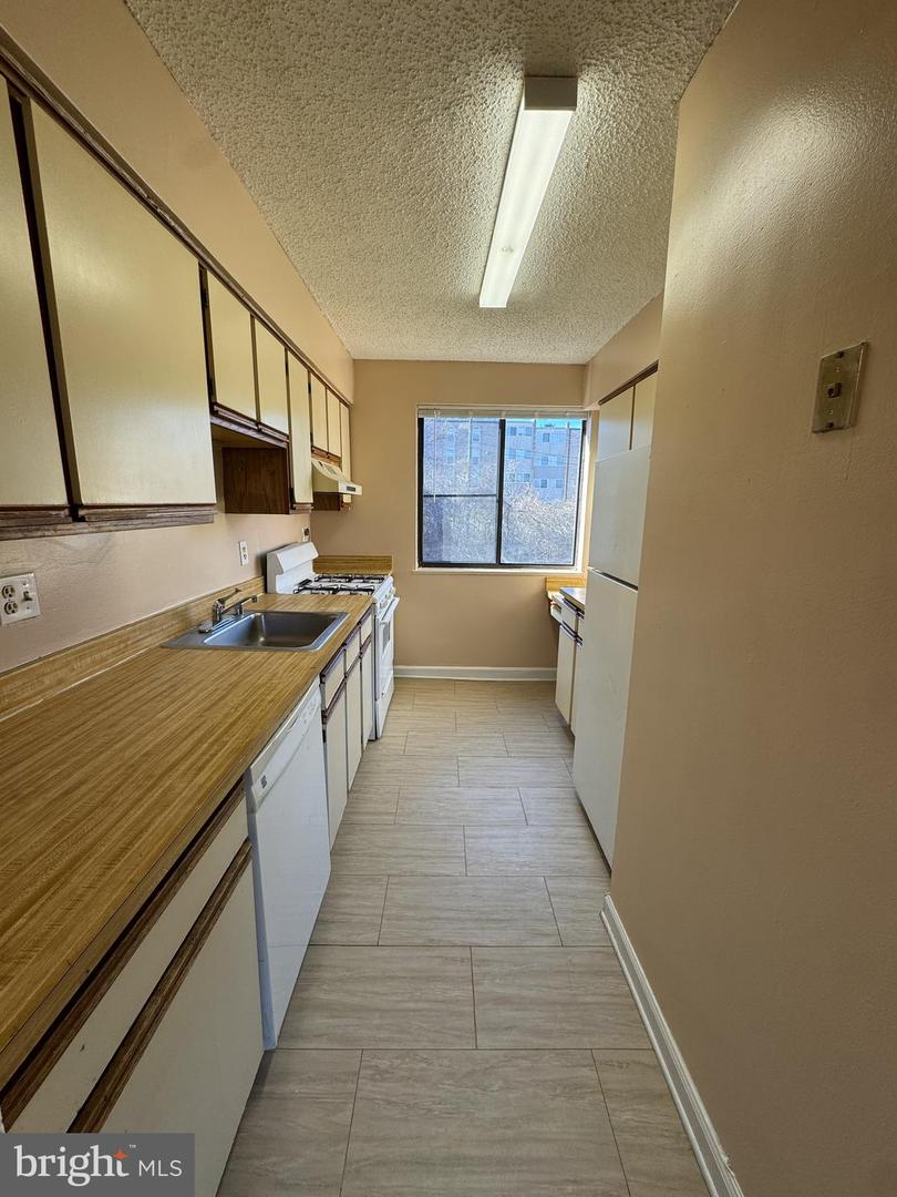 4717 1ST ST SW #303, WASHINGTON, District Of Columbia 20032, 1 Bedroom Bedrooms, ,1 BathroomBathrooms,Residential,For sale,4717 1ST ST SW #303,DCDC2221356 MLS # DCDC2221356