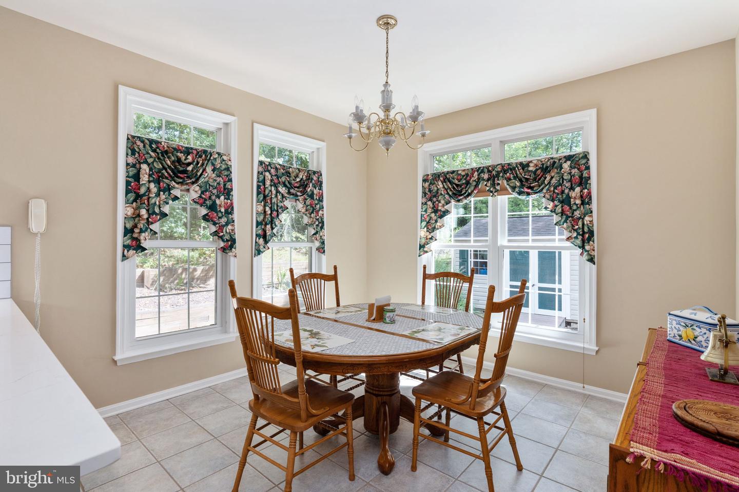 2286 RICHMOND HWY, STAFFORD, Virginia 22554, 2 Bedrooms Bedrooms, ,3 BathroomsBathrooms,Residential,For sale,2286 RICHMOND HWY,VAST2042604 MLS # VAST2042604