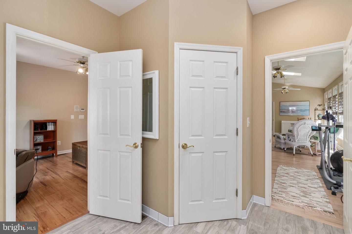 2286 RICHMOND HWY, STAFFORD, Virginia 22554, 2 Bedrooms Bedrooms, ,3 BathroomsBathrooms,Residential,For sale,2286 RICHMOND HWY,VAST2042604 MLS # VAST2042604