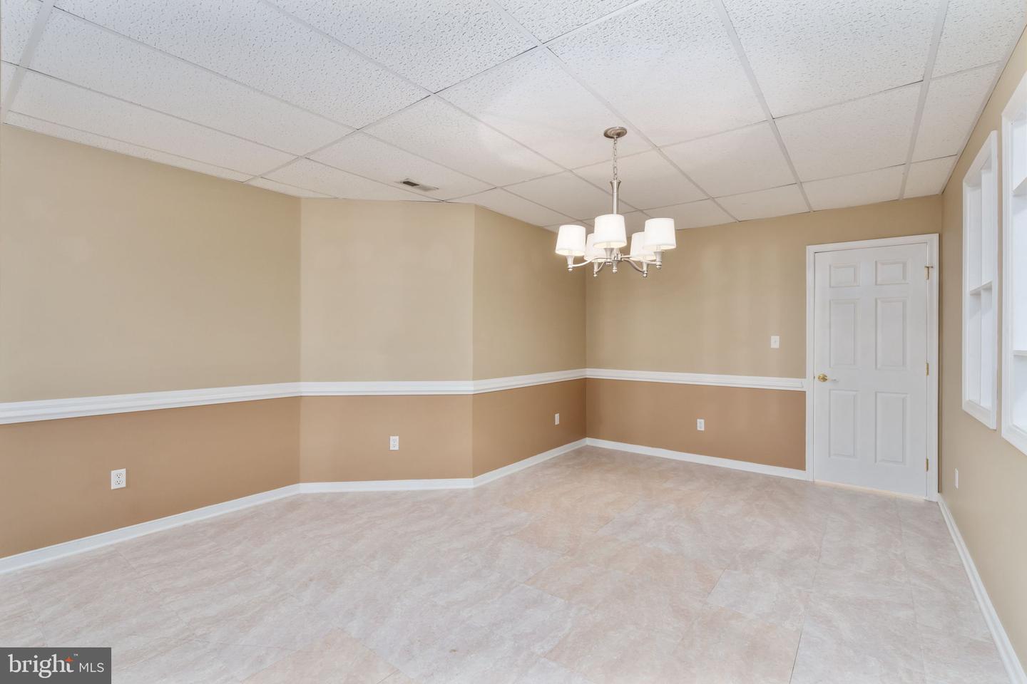 2286 RICHMOND HWY, STAFFORD, Virginia 22554, 2 Bedrooms Bedrooms, ,3 BathroomsBathrooms,Residential,For sale,2286 RICHMOND HWY,VAST2042604 MLS # VAST2042604