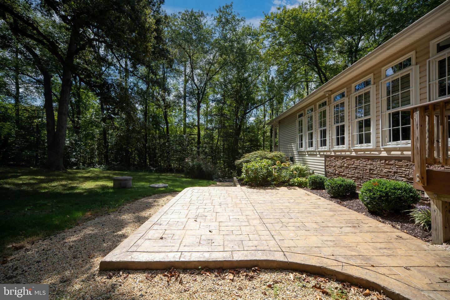 2286 RICHMOND HWY, STAFFORD, Virginia 22554, 2 Bedrooms Bedrooms, ,3 BathroomsBathrooms,Residential,For sale,2286 RICHMOND HWY,VAST2042604 MLS # VAST2042604