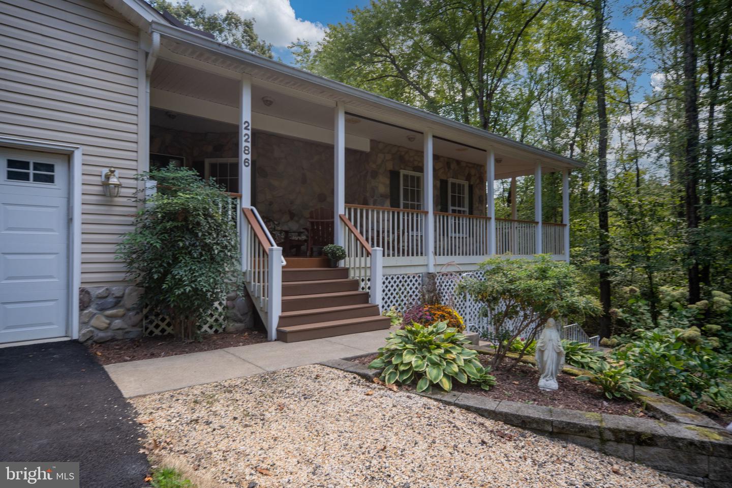 2286 RICHMOND HWY, STAFFORD, Virginia 22554, 2 Bedrooms Bedrooms, ,3 BathroomsBathrooms,Residential,For sale,2286 RICHMOND HWY,VAST2042604 MLS # VAST2042604