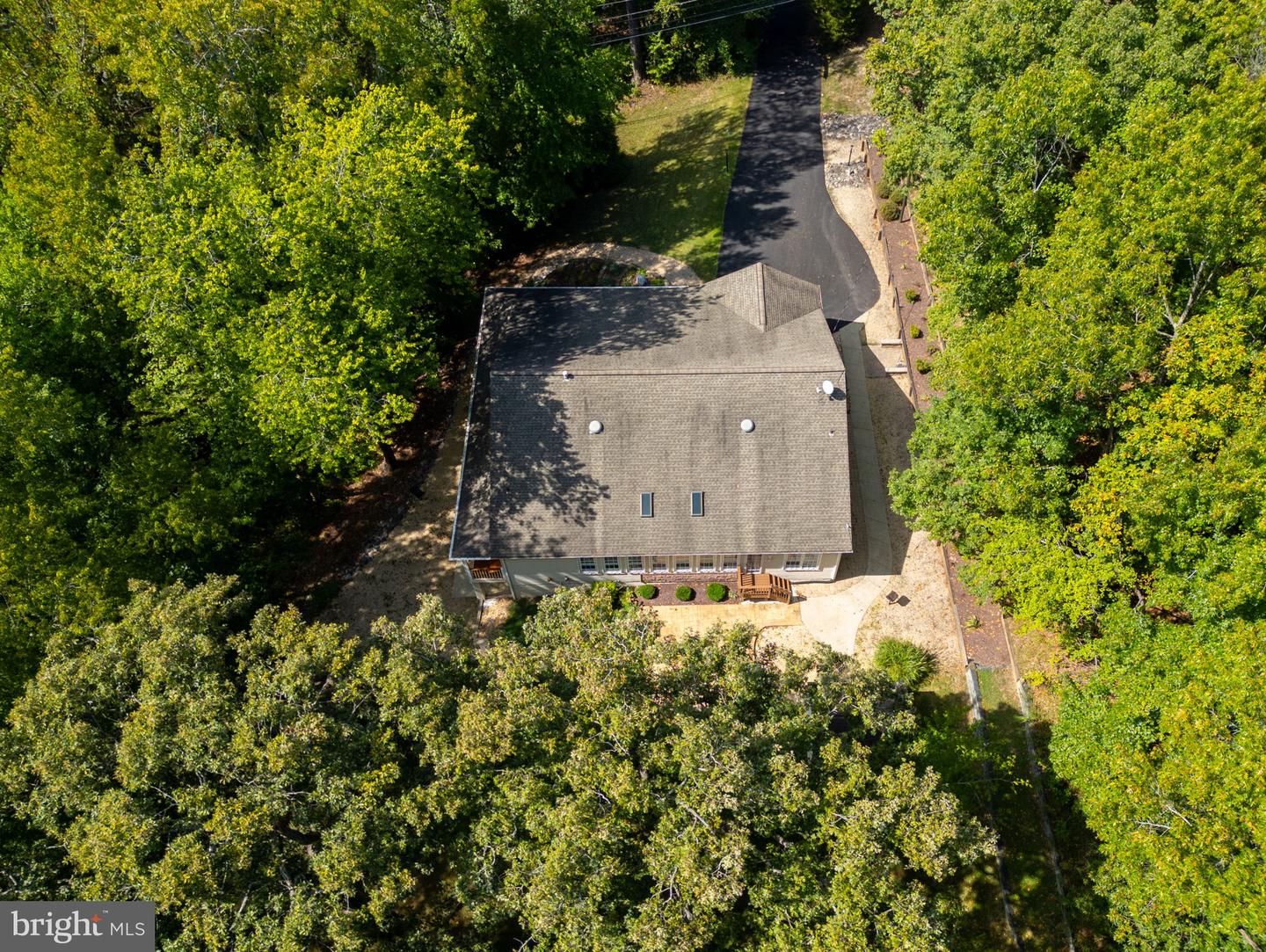 2286 RICHMOND HWY, STAFFORD, Virginia 22554, 2 Bedrooms Bedrooms, ,3 BathroomsBathrooms,Residential,For sale,2286 RICHMOND HWY,VAST2042604 MLS # VAST2042604