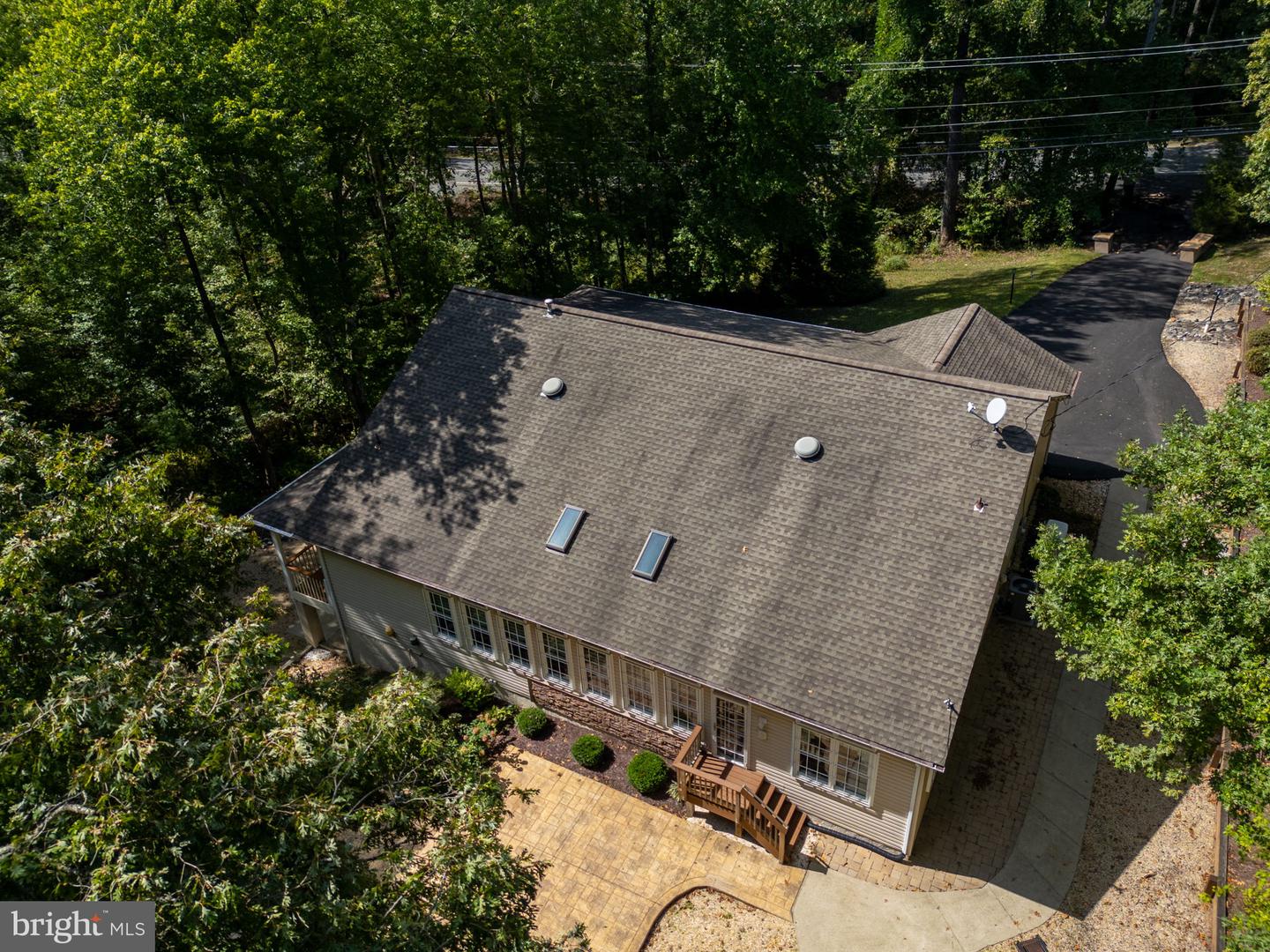 2286 RICHMOND HWY, STAFFORD, Virginia 22554, 2 Bedrooms Bedrooms, ,3 BathroomsBathrooms,Residential,For sale,2286 RICHMOND HWY,VAST2042604 MLS # VAST2042604