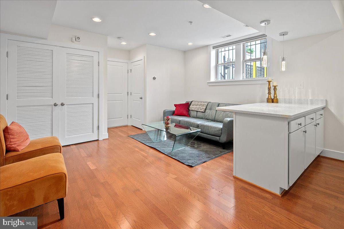 1718 1ST ST NW #9, WASHINGTON, District Of Columbia 20001, 1 Bedroom Bedrooms, ,1 BathroomBathrooms,Residential,For sale,1718 1ST ST NW #9,DCDC2221674 MLS # DCDC2221674