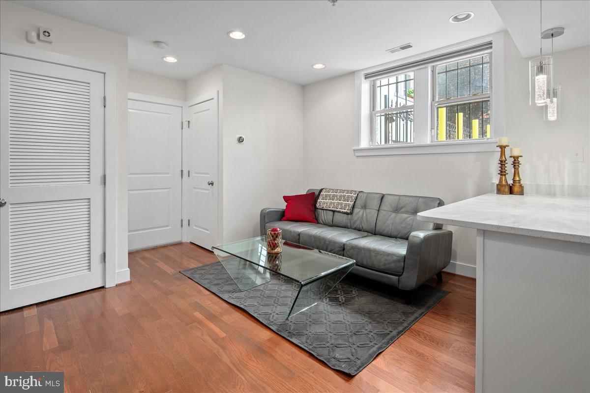 1718 1ST ST NW #9, WASHINGTON, District Of Columbia 20001, 1 Bedroom Bedrooms, ,1 BathroomBathrooms,Residential,For sale,1718 1ST ST NW #9,DCDC2221674 MLS # DCDC2221674