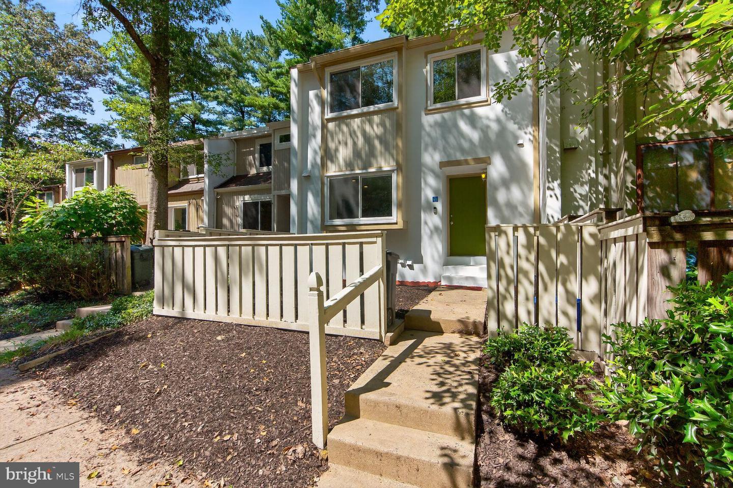 11690 GENERATION CT, RESTON, Virginia 20191, 3 Bedrooms Bedrooms, 12 Rooms Rooms,2 BathroomsBathrooms,Residential,For sale,11690 GENERATION CT,VAFX2267122 MLS # VAFX2267122