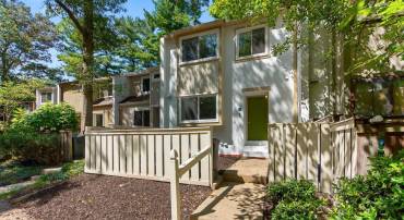 11690 GENERATION CT, RESTON, Virginia 20191, 3 Bedrooms Bedrooms, 12 Rooms Rooms,2 BathroomsBathrooms,Residential,For sale,11690 GENERATION CT,VAFX2267122 MLS # VAFX2267122