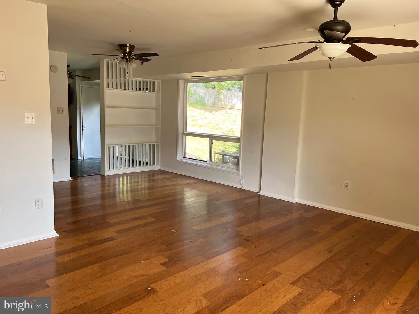 10136 FAIR WOODS DR, FAIRFAX, Virginia 22030, 3 Bedrooms Bedrooms, ,1 BathroomBathrooms,Residential,For sale,10136 FAIR WOODS DR,VAFC2006966 MLS # VAFC2006966