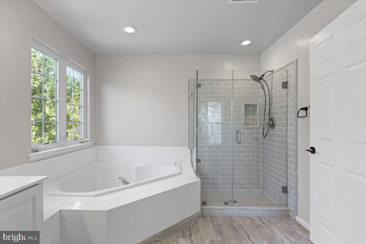 4800 WERMUTH WAY, WOODBRIDGE, Virginia 22192, 5 Bedrooms Bedrooms, ,3 BathroomsBathrooms,Residential,For sale,4800 WERMUTH WAY,VAPW2104000 MLS # VAPW2104000