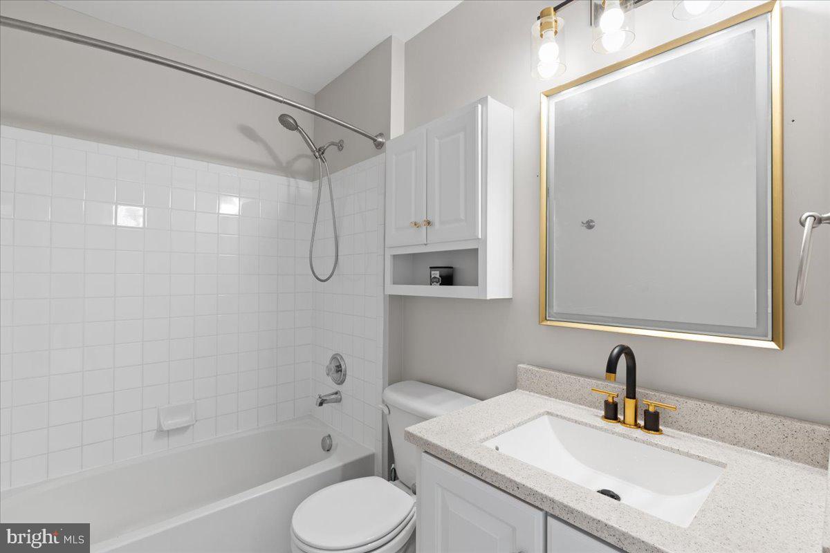 4800 WERMUTH WAY, WOODBRIDGE, Virginia 22192, 5 Bedrooms Bedrooms, ,3 BathroomsBathrooms,Residential,For sale,4800 WERMUTH WAY,VAPW2104000 MLS # VAPW2104000