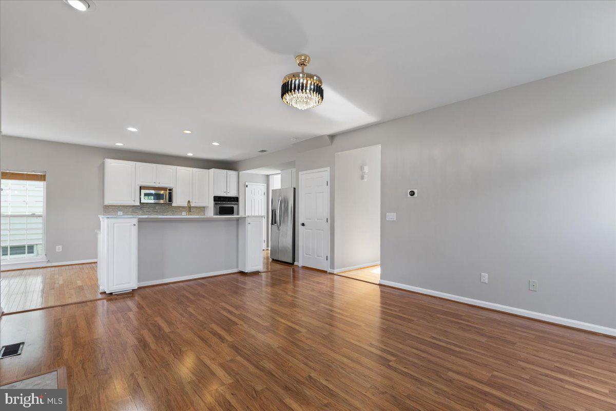4800 WERMUTH WAY, WOODBRIDGE, Virginia 22192, 5 Bedrooms Bedrooms, ,3 BathroomsBathrooms,Residential,For sale,4800 WERMUTH WAY,VAPW2104000 MLS # VAPW2104000