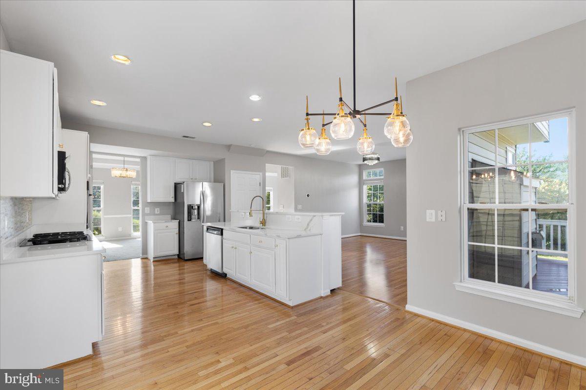 4800 WERMUTH WAY, WOODBRIDGE, Virginia 22192, 5 Bedrooms Bedrooms, ,3 BathroomsBathrooms,Residential,For sale,4800 WERMUTH WAY,VAPW2104000 MLS # VAPW2104000