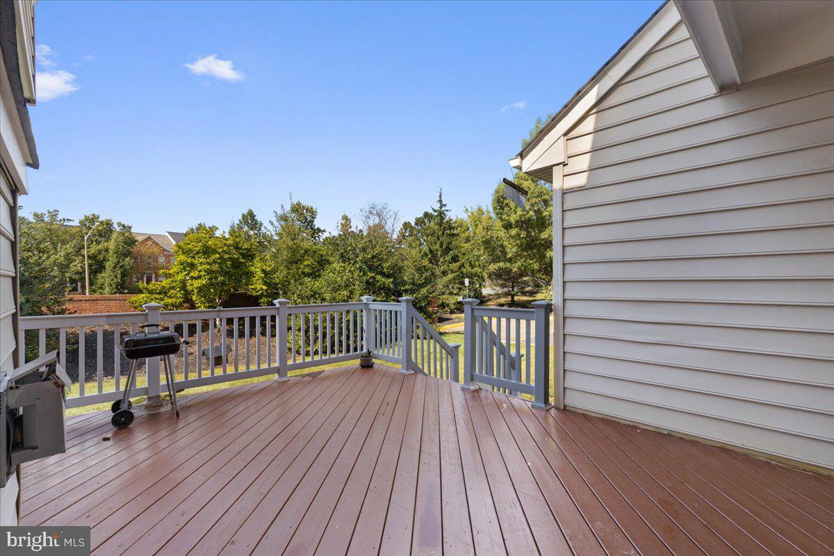 4800 WERMUTH WAY, WOODBRIDGE, Virginia 22192, 5 Bedrooms Bedrooms, ,3 BathroomsBathrooms,Residential,For sale,4800 WERMUTH WAY,VAPW2104000 MLS # VAPW2104000