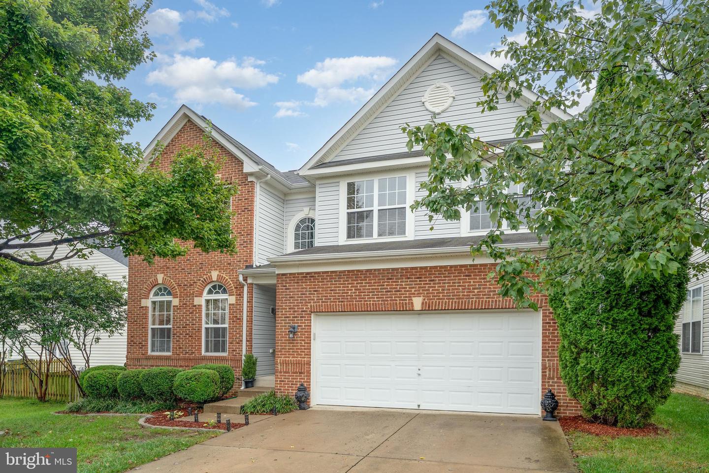 9314 BIRCH CLIFF DR, FREDERICKSBURG, Virginia 22407, 5 Bedrooms Bedrooms, ,3 BathroomsBathrooms,Residential,For sale,9314 BIRCH CLIFF DR,VASP2036280 MLS # VASP2036280