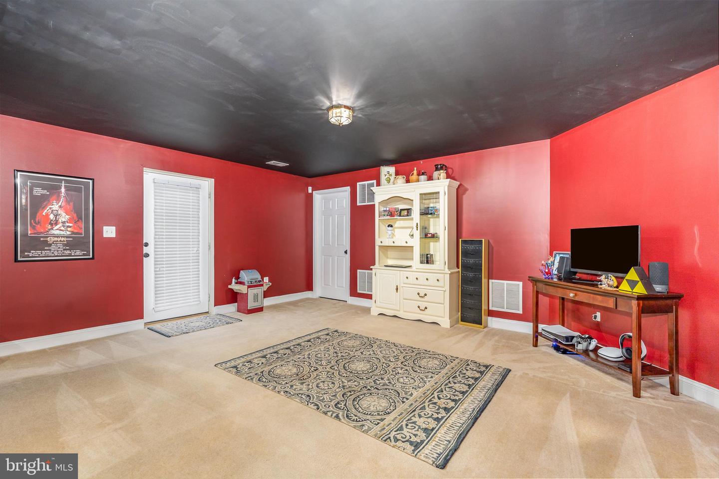 9314 BIRCH CLIFF DR, FREDERICKSBURG, Virginia 22407, 5 Bedrooms Bedrooms, ,3 BathroomsBathrooms,Residential,For sale,9314 BIRCH CLIFF DR,VASP2036280 MLS # VASP2036280