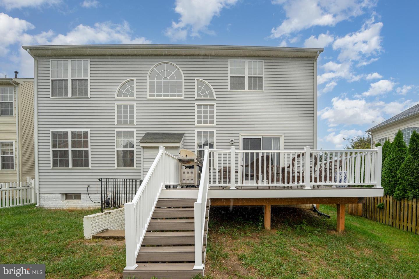 9314 BIRCH CLIFF DR, FREDERICKSBURG, Virginia 22407, 5 Bedrooms Bedrooms, ,3 BathroomsBathrooms,Residential,For sale,9314 BIRCH CLIFF DR,VASP2036280 MLS # VASP2036280