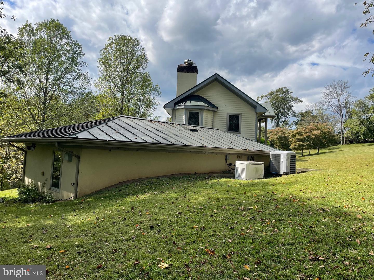 821 LONG MOUNTAIN RD, WASHINGTON, Virginia 22747, 3 Bedrooms Bedrooms, ,2 BathroomsBathrooms,Residential,For sale,821 LONG MOUNTAIN RD,VARP2002274 MLS # VARP2002274
