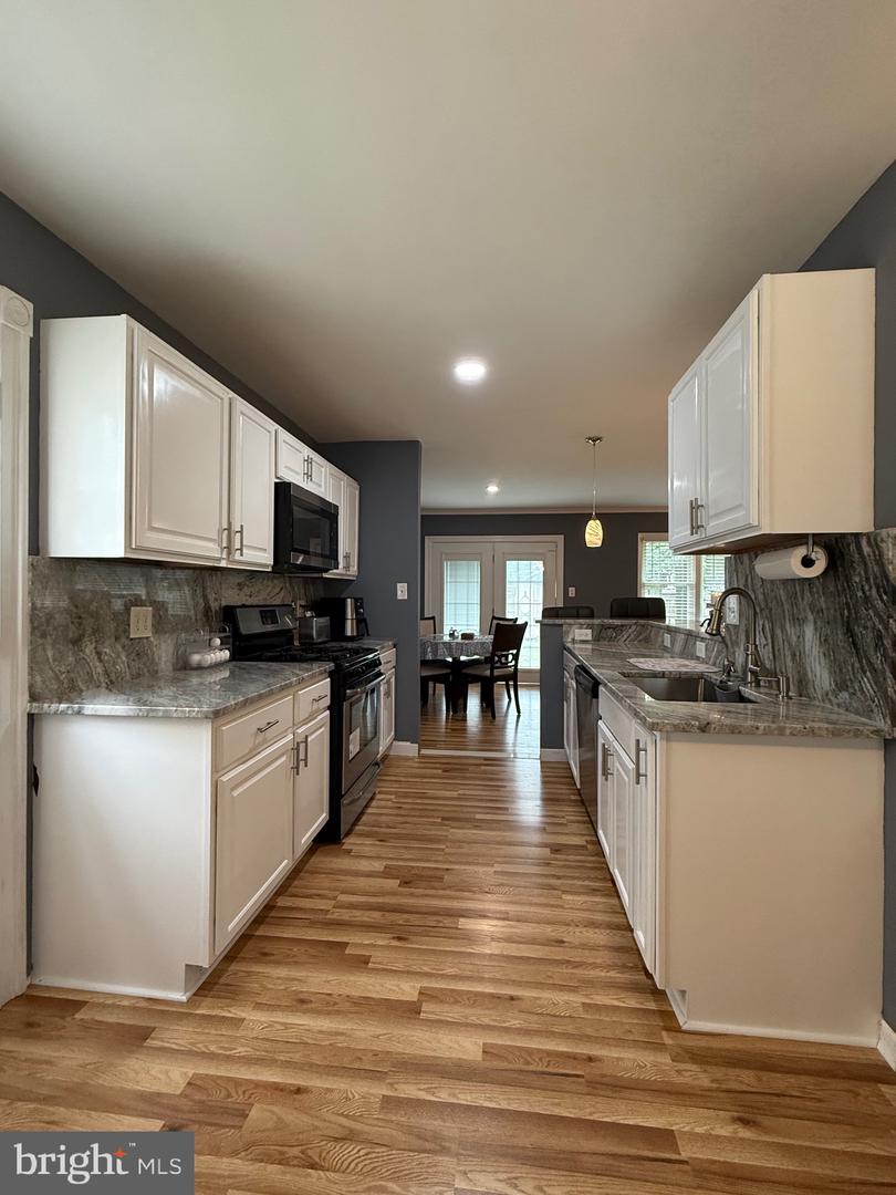 9724 COPELAND DR, MANASSAS, Virginia 20109, 6 Bedrooms Bedrooms, ,3 BathroomsBathrooms,Residential,For sale,9724 COPELAND DR,VAPW2104126 MLS # VAPW2104126