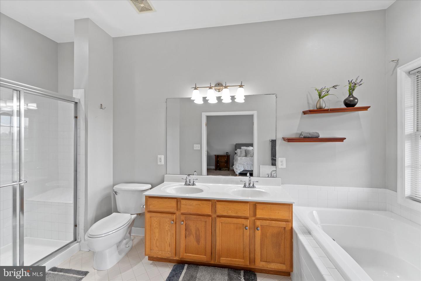 25817 MEWS TER, CHANTILLY, Virginia 20152, 3 Bedrooms Bedrooms, ,2 BathroomsBathrooms,Residential,For sale,25817 MEWS TER,VALO2107112 MLS # VALO2107112