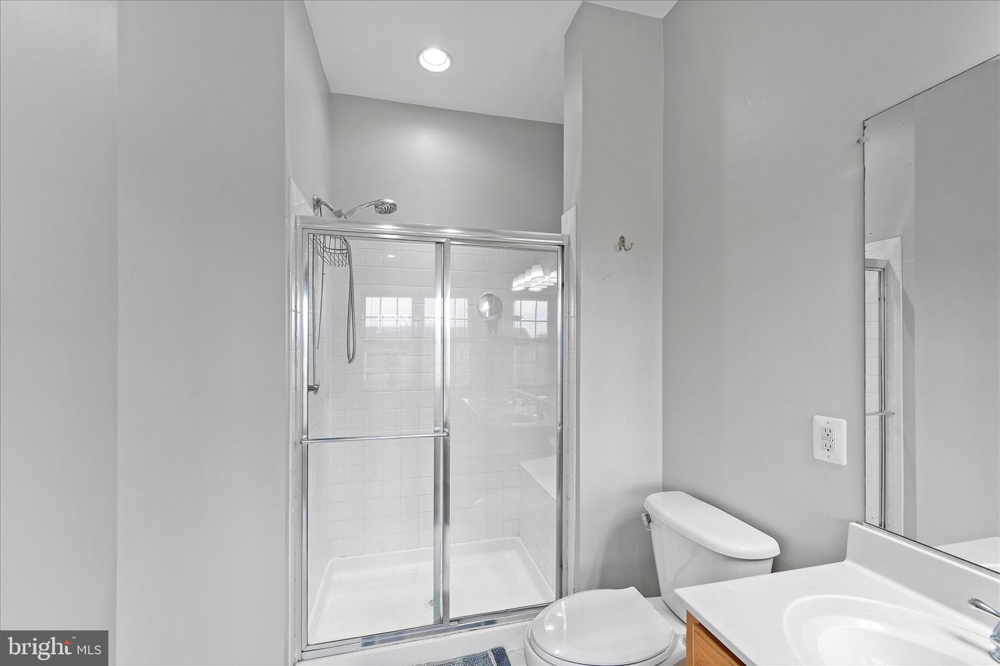 25817 MEWS TER, CHANTILLY, Virginia 20152, 3 Bedrooms Bedrooms, ,2 BathroomsBathrooms,Residential,For sale,25817 MEWS TER,VALO2107112 MLS # VALO2107112
