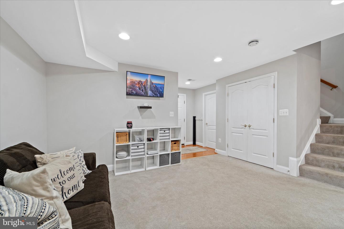 25817 MEWS TER, CHANTILLY, Virginia 20152, 3 Bedrooms Bedrooms, ,2 BathroomsBathrooms,Residential,For sale,25817 MEWS TER,VALO2107112 MLS # VALO2107112