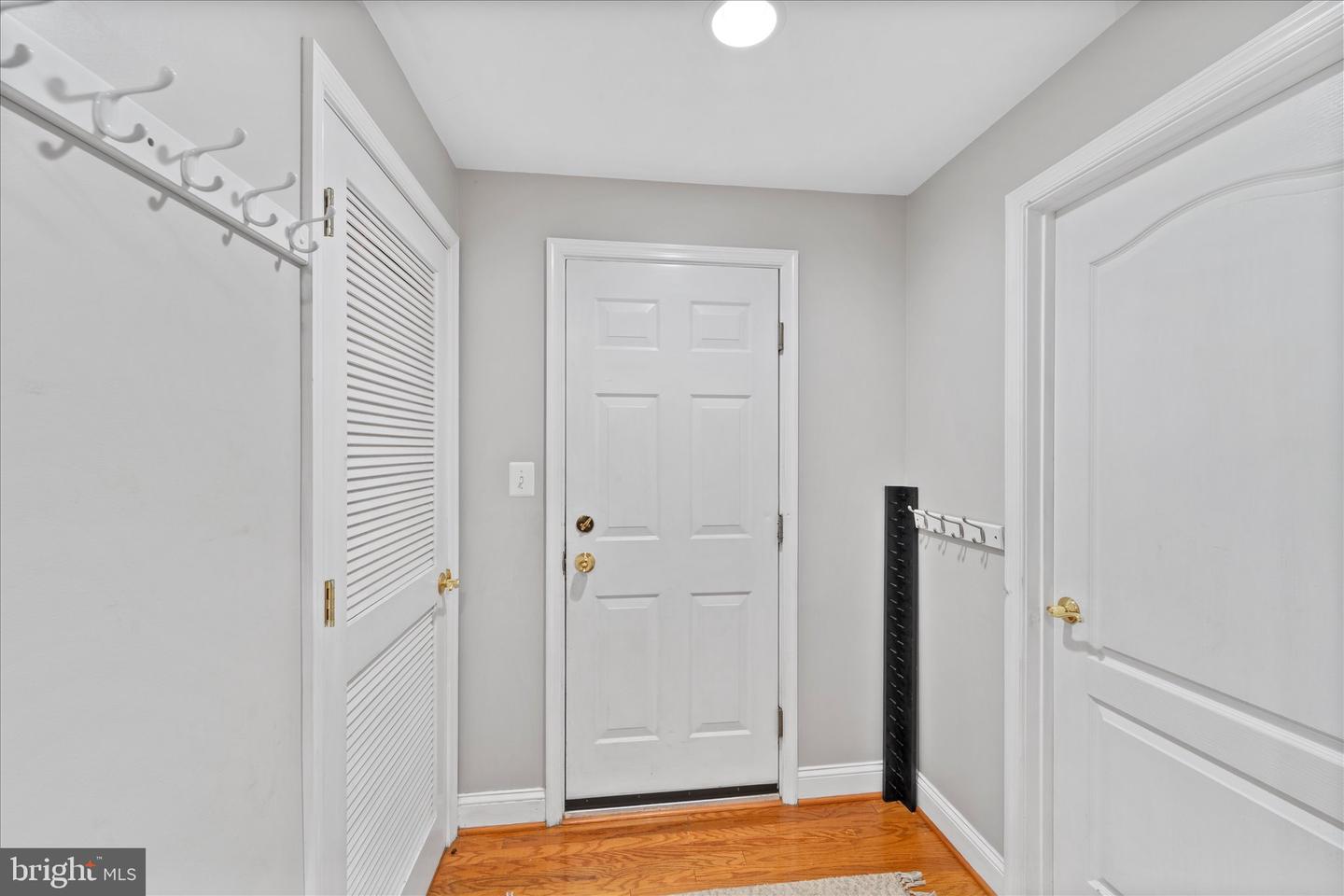 25817 MEWS TER, CHANTILLY, Virginia 20152, 3 Bedrooms Bedrooms, ,2 BathroomsBathrooms,Residential,For sale,25817 MEWS TER,VALO2107112 MLS # VALO2107112