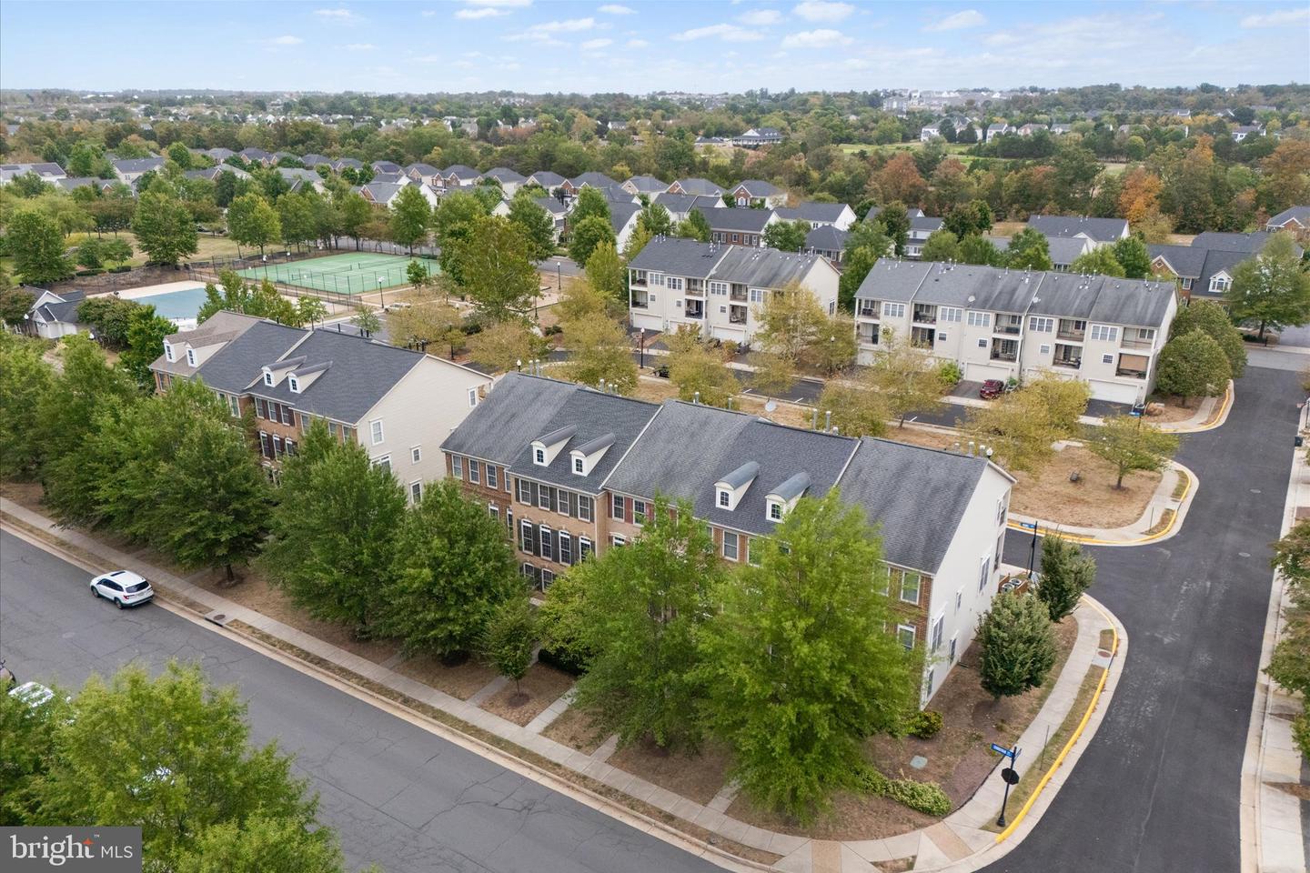 25817 MEWS TER, CHANTILLY, Virginia 20152, 3 Bedrooms Bedrooms, ,2 BathroomsBathrooms,Residential,For sale,25817 MEWS TER,VALO2107112 MLS # VALO2107112