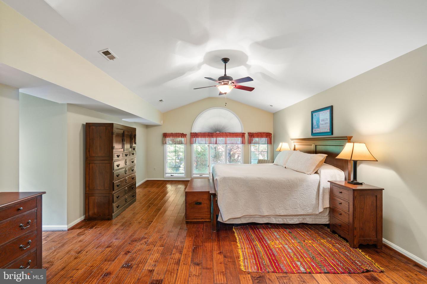 6805 OLD STONE FENCE RD, FAIRFAX STATION, Virginia 22039, 4 Bedrooms Bedrooms, ,3 BathroomsBathrooms,Residential,For sale,6805 OLD STONE FENCE RD,VAFX2268436 MLS # VAFX2268436