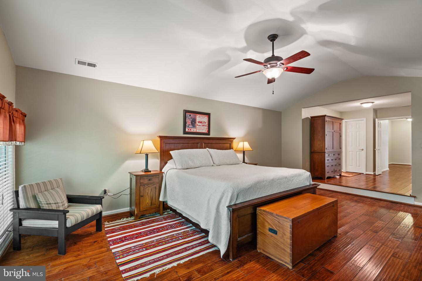6805 OLD STONE FENCE RD, FAIRFAX STATION, Virginia 22039, 4 Bedrooms Bedrooms, ,3 BathroomsBathrooms,Residential,For sale,6805 OLD STONE FENCE RD,VAFX2268436 MLS # VAFX2268436