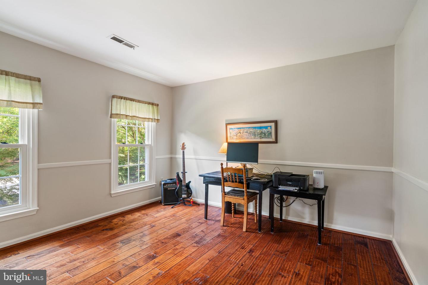 6805 OLD STONE FENCE RD, FAIRFAX STATION, Virginia 22039, 4 Bedrooms Bedrooms, ,3 BathroomsBathrooms,Residential,For sale,6805 OLD STONE FENCE RD,VAFX2268436 MLS # VAFX2268436