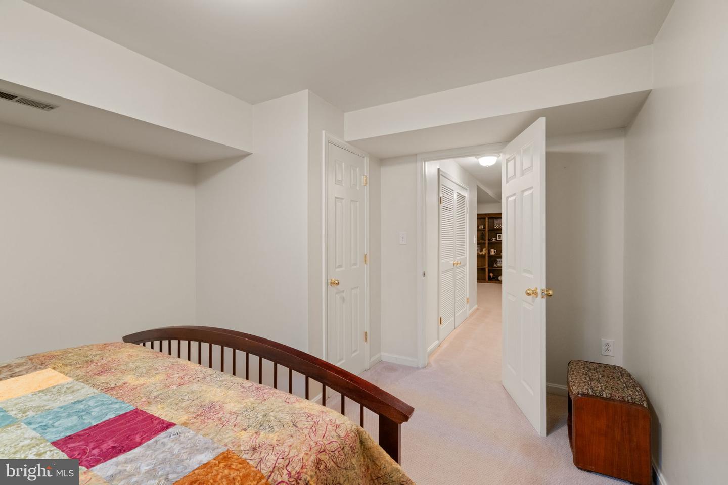 6805 OLD STONE FENCE RD, FAIRFAX STATION, Virginia 22039, 4 Bedrooms Bedrooms, ,3 BathroomsBathrooms,Residential,For sale,6805 OLD STONE FENCE RD,VAFX2268436 MLS # VAFX2268436