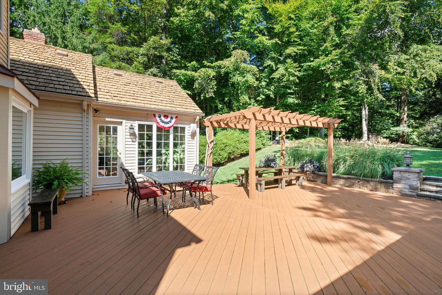 6805 OLD STONE FENCE RD, FAIRFAX STATION, Virginia 22039, 4 Bedrooms Bedrooms, ,3 BathroomsBathrooms,Residential,For sale,6805 OLD STONE FENCE RD,VAFX2268436 MLS # VAFX2268436