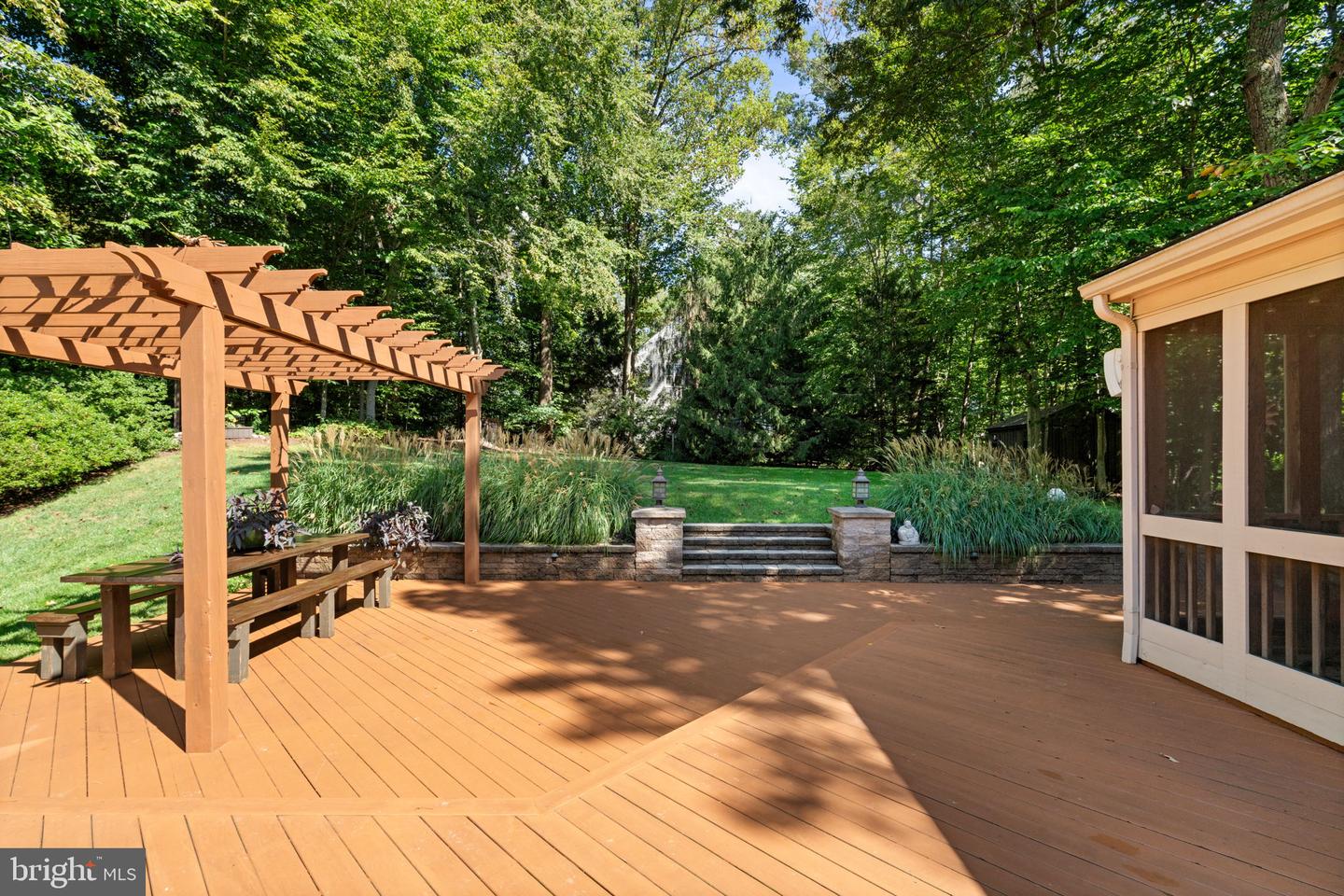 6805 OLD STONE FENCE RD, FAIRFAX STATION, Virginia 22039, 4 Bedrooms Bedrooms, ,3 BathroomsBathrooms,Residential,For sale,6805 OLD STONE FENCE RD,VAFX2268436 MLS # VAFX2268436