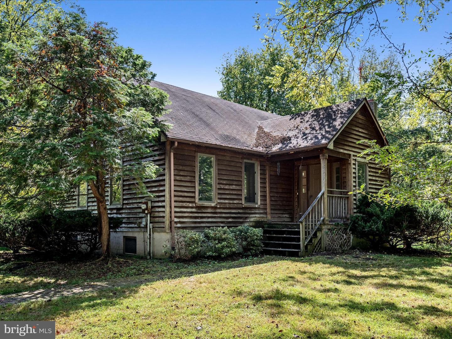 616 CHESTNUT LN, BERRYVILLE, Virginia 22611, 2 Bedrooms Bedrooms, ,3 BathroomsBathrooms,Residential,For sale,616 CHESTNUT LN,VACL2006096 MLS # VACL2006096