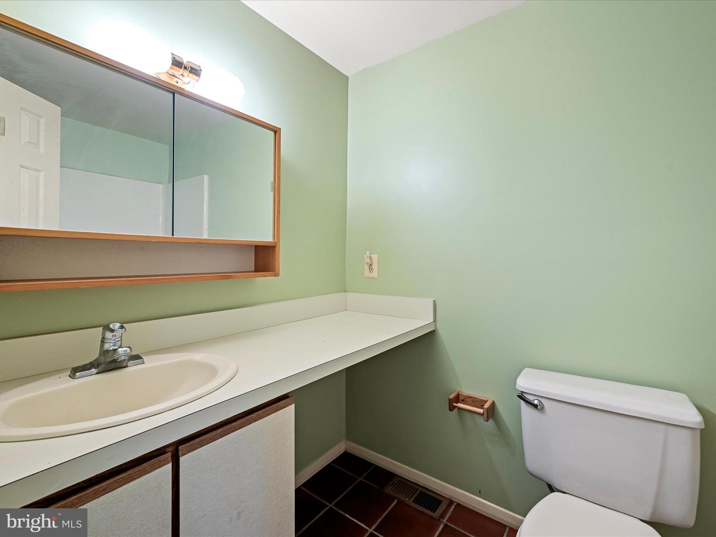 616 CHESTNUT LN, BERRYVILLE, Virginia 22611, 2 Bedrooms Bedrooms, ,3 BathroomsBathrooms,Residential,For sale,616 CHESTNUT LN,VACL2006096 MLS # VACL2006096