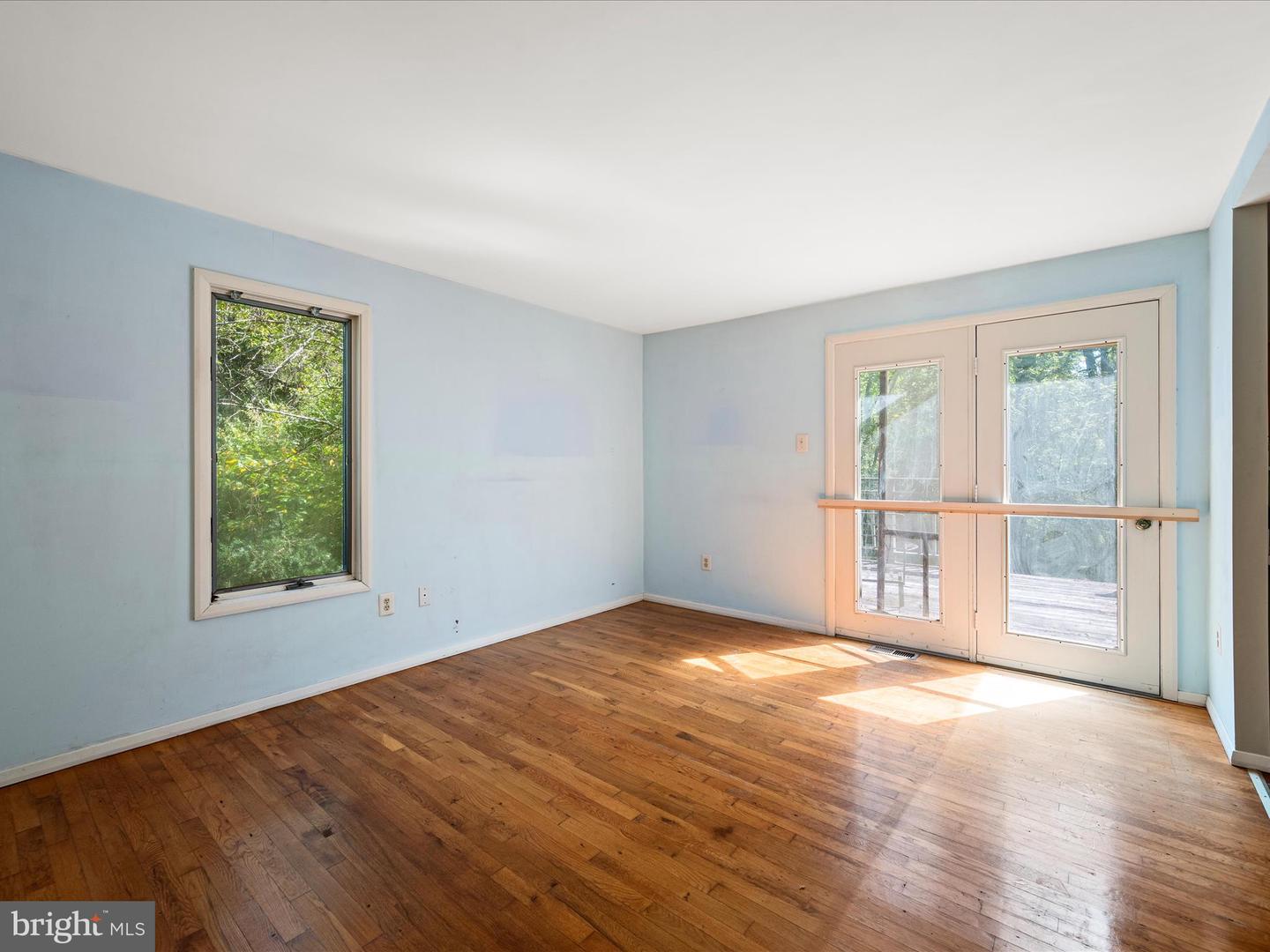 616 CHESTNUT LN, BERRYVILLE, Virginia 22611, 2 Bedrooms Bedrooms, ,3 BathroomsBathrooms,Residential,For sale,616 CHESTNUT LN,VACL2006096 MLS # VACL2006096