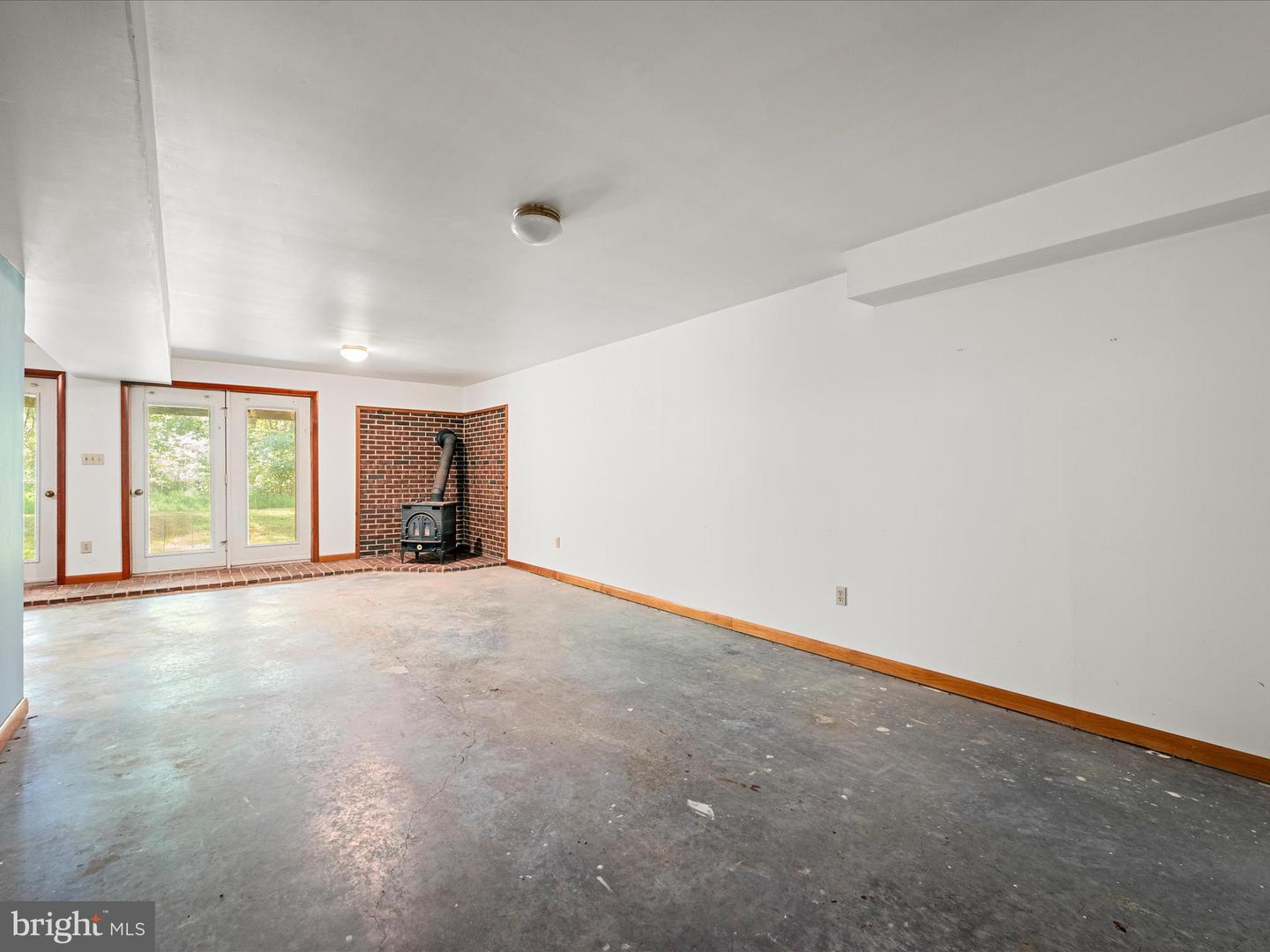 616 CHESTNUT LN, BERRYVILLE, Virginia 22611, 2 Bedrooms Bedrooms, ,3 BathroomsBathrooms,Residential,For sale,616 CHESTNUT LN,VACL2006096 MLS # VACL2006096