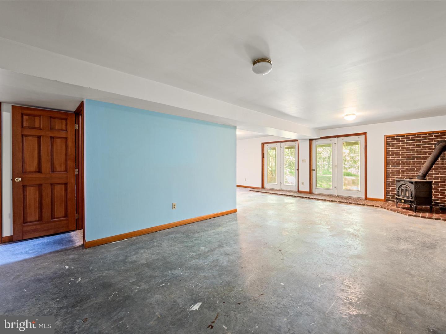 616 CHESTNUT LN, BERRYVILLE, Virginia 22611, 2 Bedrooms Bedrooms, ,3 BathroomsBathrooms,Residential,For sale,616 CHESTNUT LN,VACL2006096 MLS # VACL2006096